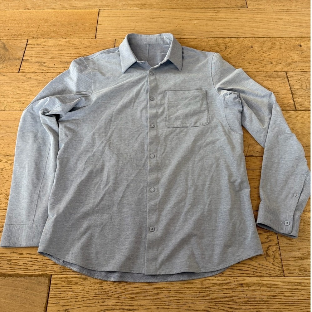 Lululemon Commission Mens Light Blue Long Sleeve Button Down Shirt (439)